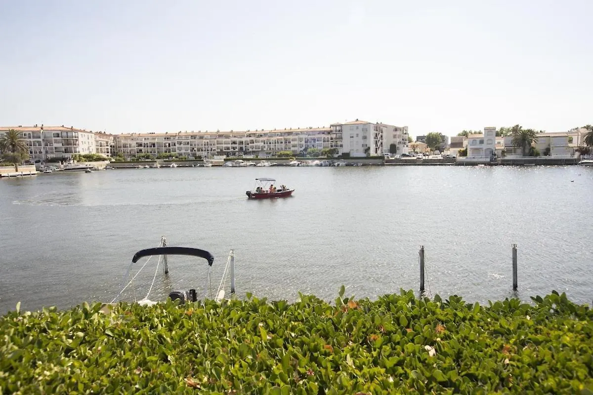 1005 Apartamento Con Vistas Al Lago San Maurici By Homeselectspain Empuriabrava 0*,  Spanien